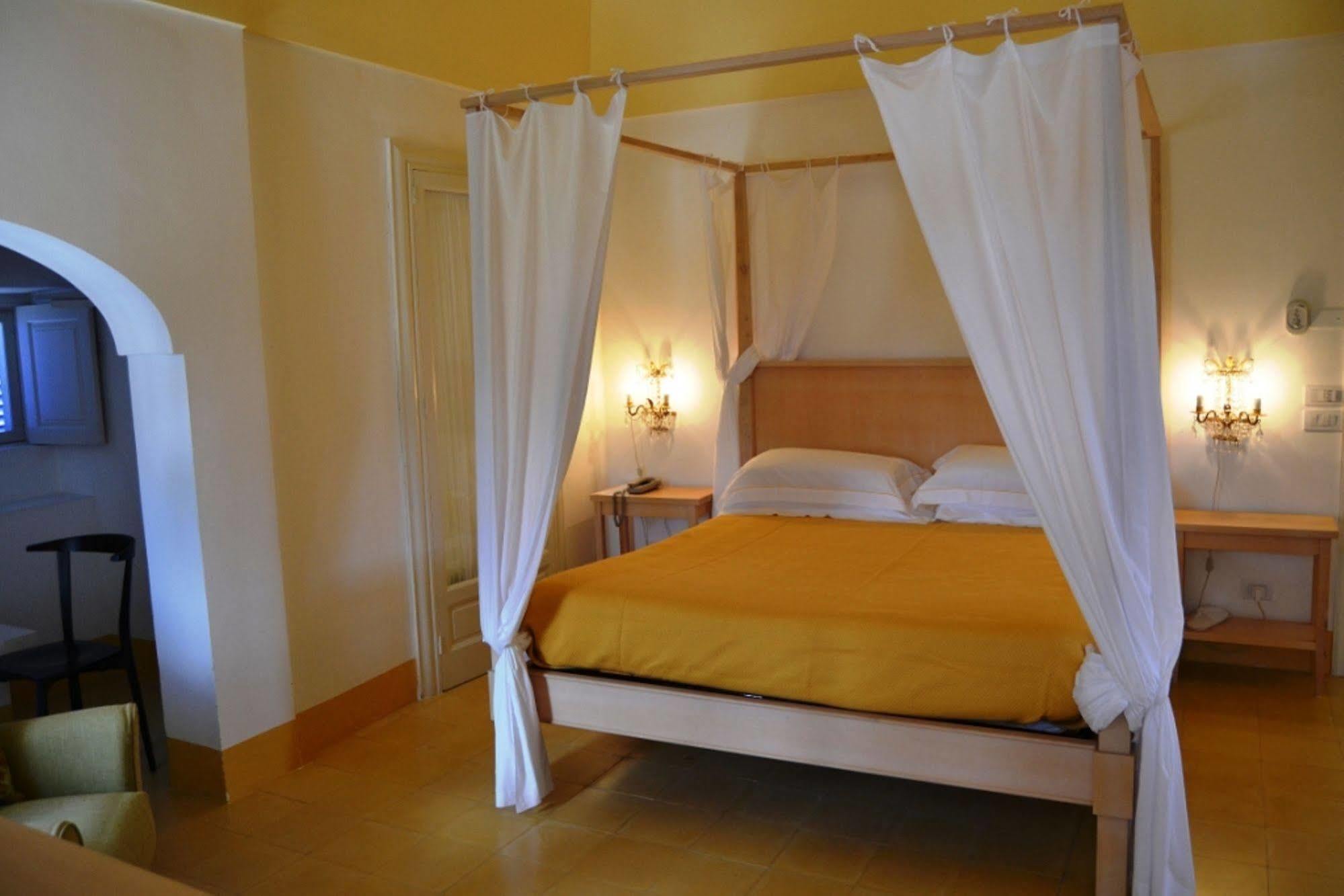 Relais Masseria Villa Cenci Cisternino Bagian luar foto