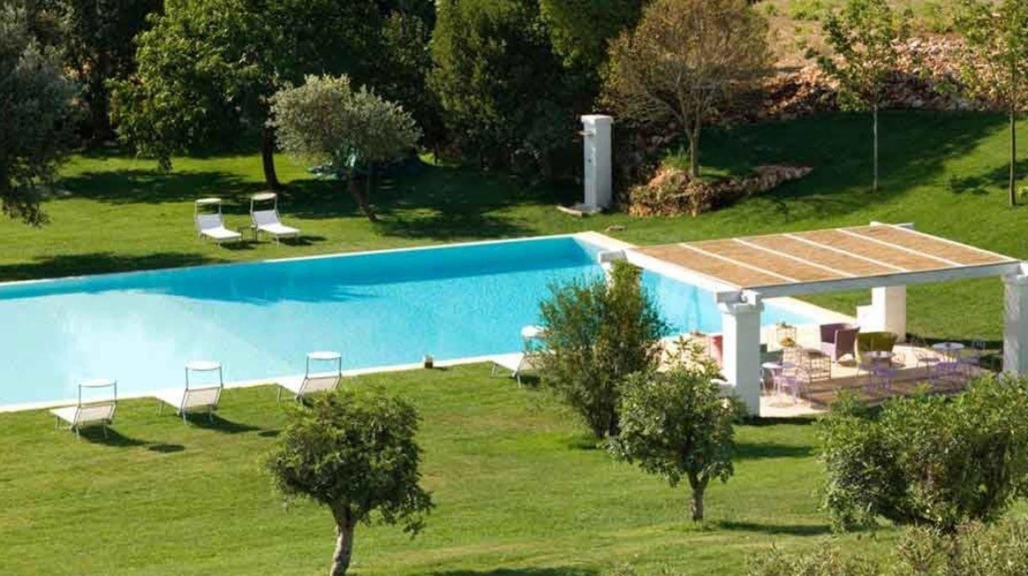 Relais Masseria Villa Cenci Cisternino Bagian luar foto